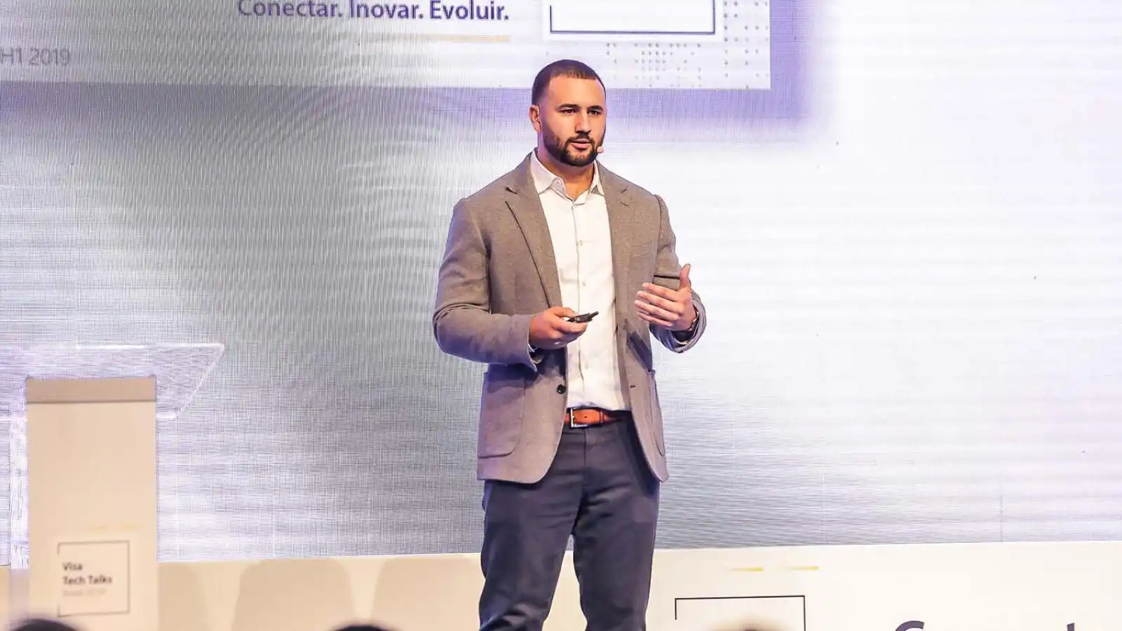 Using Visa to hype the meme, a payment giant has a cryptocurrency undercover hidden in its management