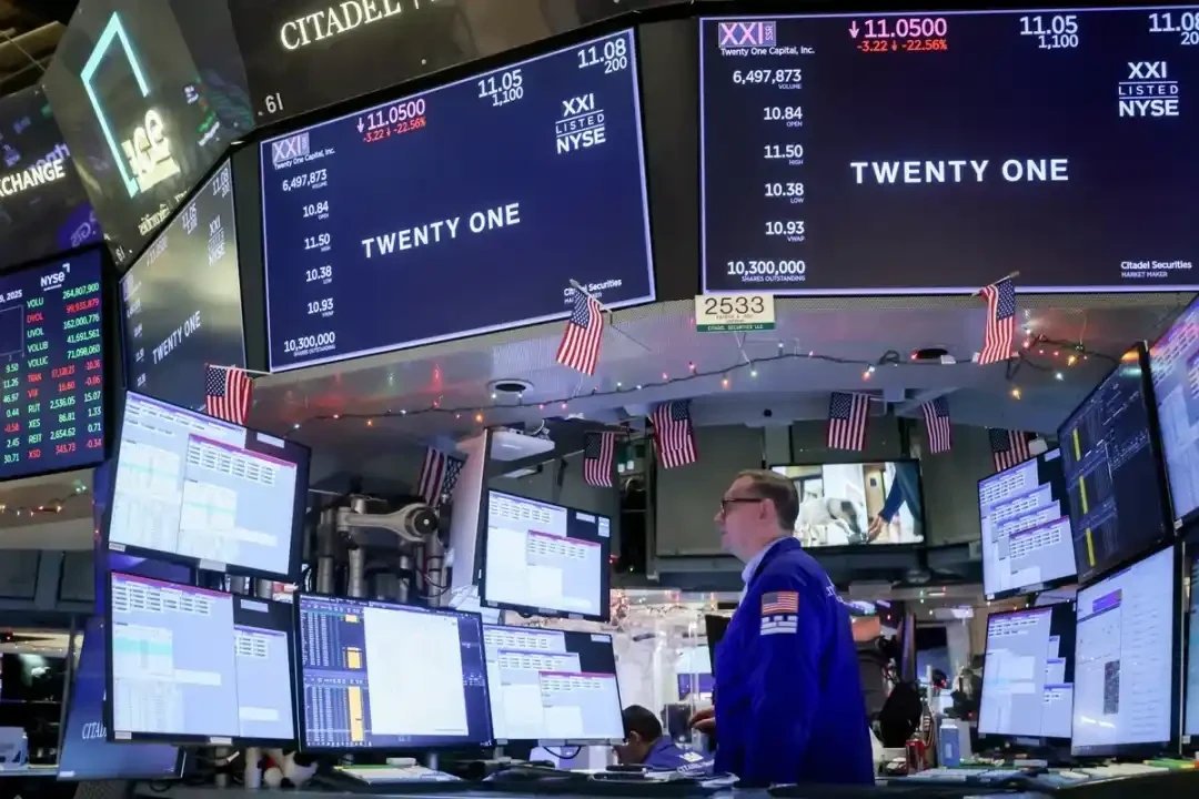 An Undisclosed Loan Exposes the Interest Ties Between U.S. Commerce Secretary and Tether