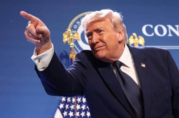0,000 a month, Trump starts selling